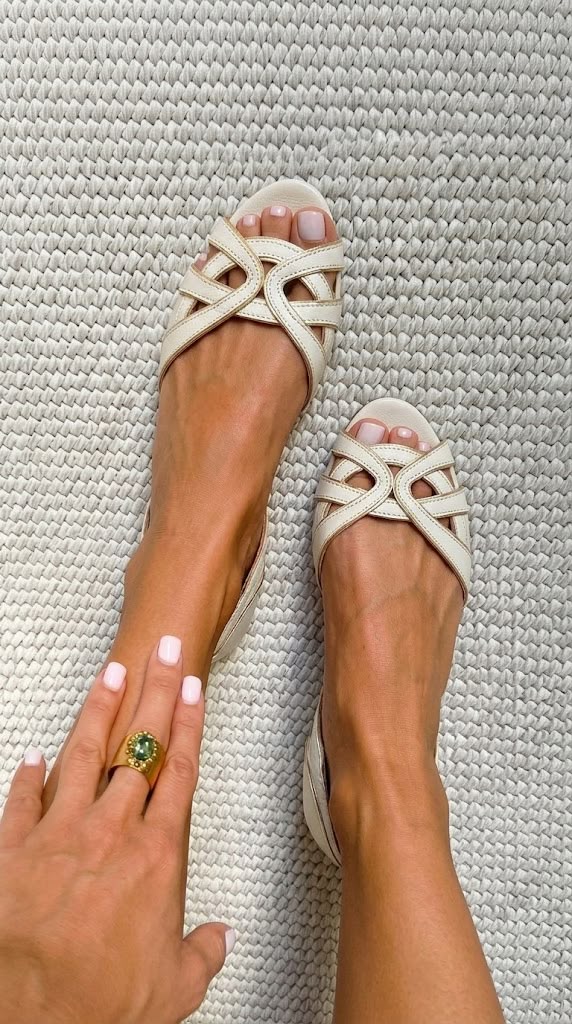 GIULIA & ANTONIO MILANO | CAMILLA SANDALI INTRECCIATI CREMA ELEGANTE